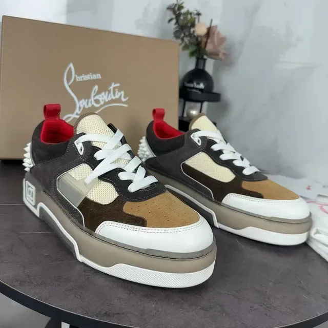 Christian Louboutin CL Sneaker Chaussures lifestyle marron beige patchwork multi-matières upper sculpté midsole translucide 7