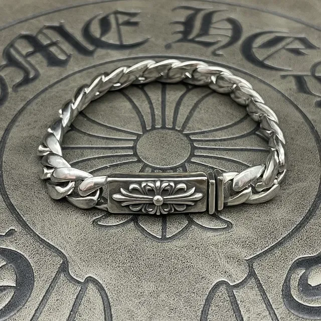 Chrome Hearts سوار سلسلة كيرب فضي نقشة صليب زهري ثقيلة 9