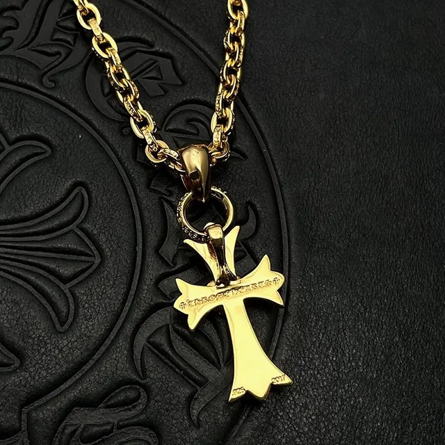 Chrome Hearts Collier avec Croix Gothique Or Blanc et Pierres Pavé-Set 8