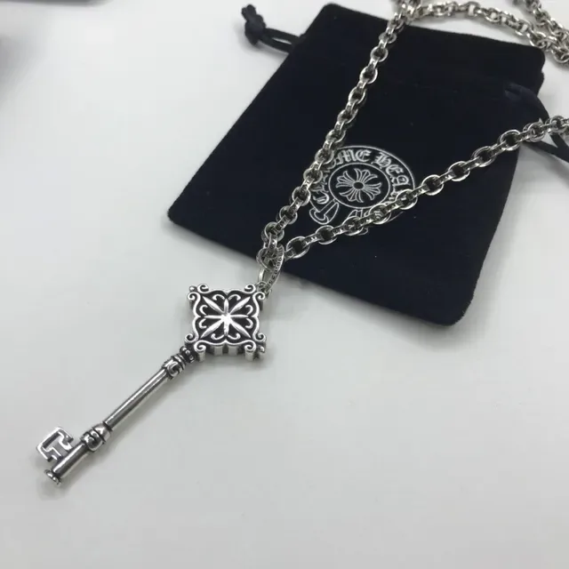 Chrome Hearts pendentif clé collier argenté filigrane 2