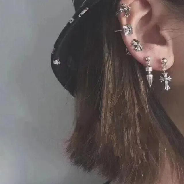 Chrome Hearts Silver Cross-Shaped Metallic Stud Earrings 2