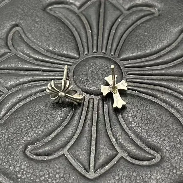 Chrome Hearts Silver Cross-Shaped Metallic Stud Earrings 4