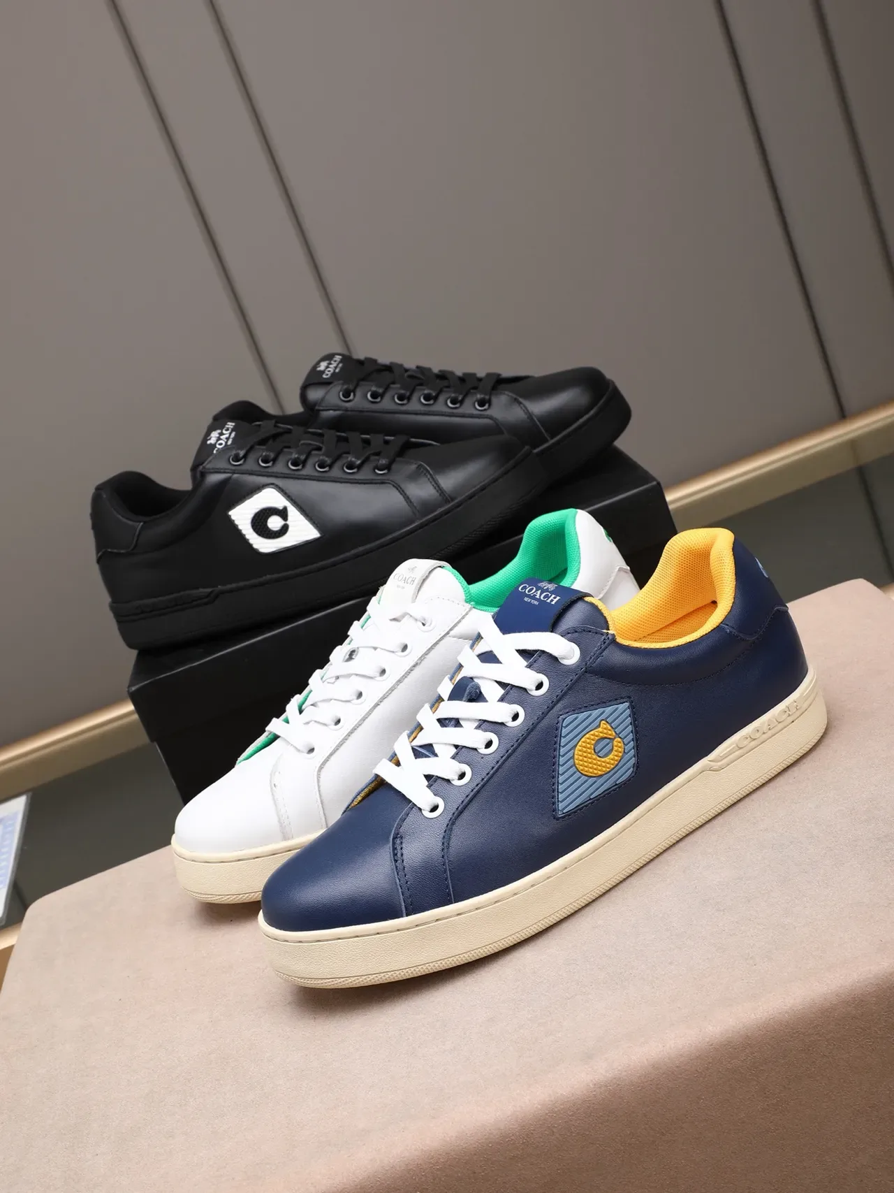 Coach White and Green C-Logo Leather Lifestyle Sneaker 2