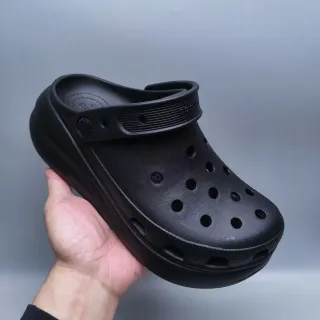 Crocs Classic Clog Black Molded Foam Platform Clog