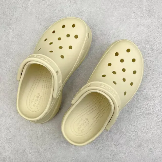 Crocs Echo Clog بيج كلوج منصة 8