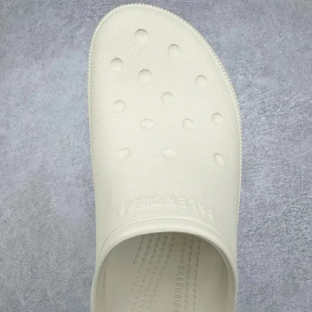 Crocs Echo Clog হালকা বাদামি প্ল্যাটফর্ম স্লিপ-অন ক্লগ 7