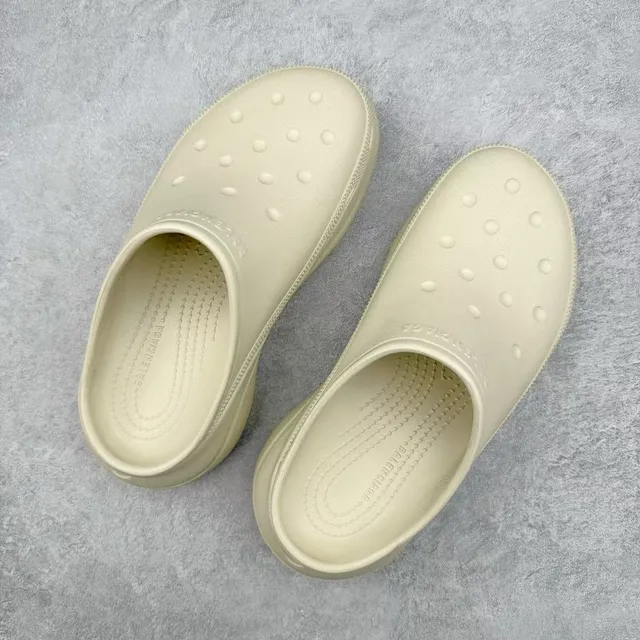 Crocs Echo Clog হালকা বাদামি প্ল্যাটফর্ম স্লিপ-অন ক্লগ 8