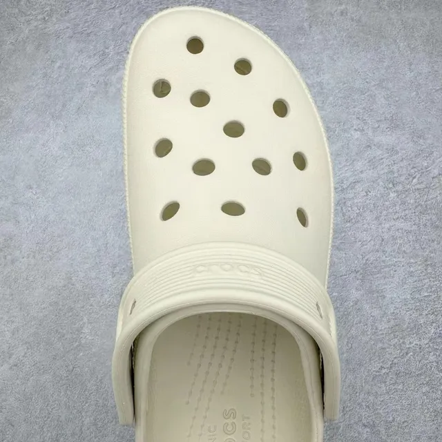 Crocs Echo Clog Off-White Platform Clog 7