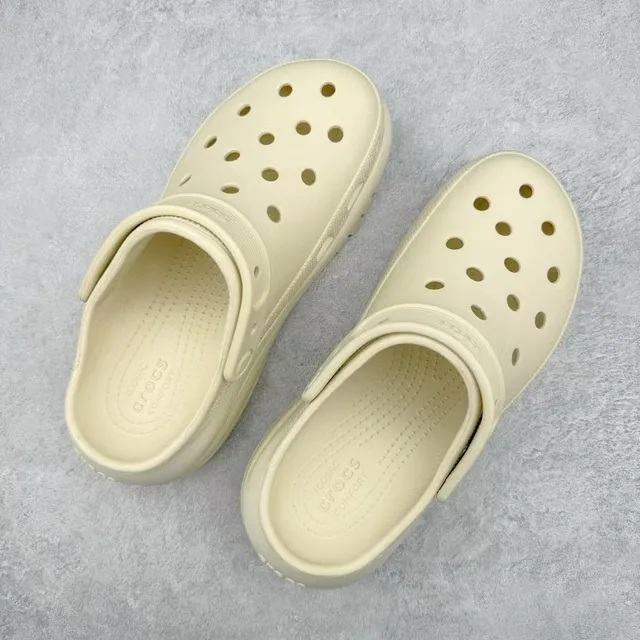 Crocs Echo Clog Off-White Platform Clog 8