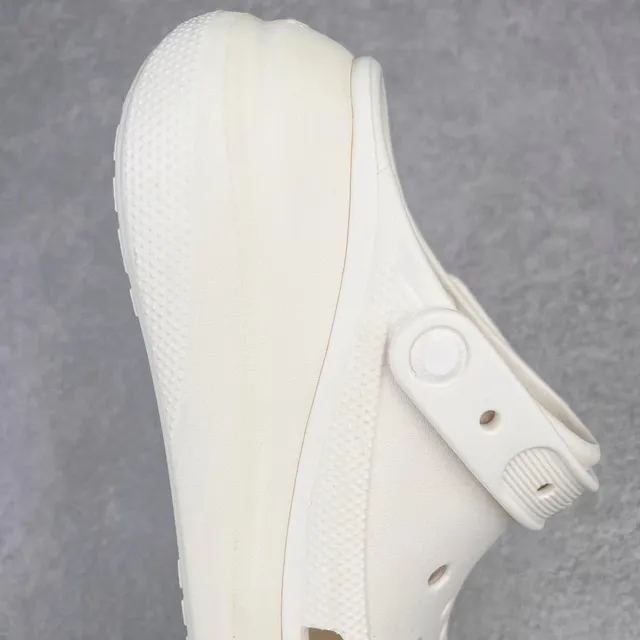 Crocs Echo Clog Off-White Platform Molded Foam Clog 5