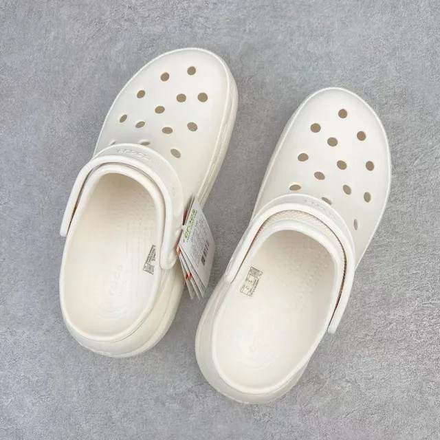 Crocs Echo Clog Off-White Platform Molded Foam Clog 8