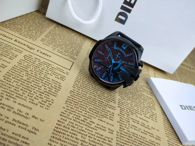 Montre Diesel Sport Orange Noir Boîtier Rond Oversized Cadran Bold 4