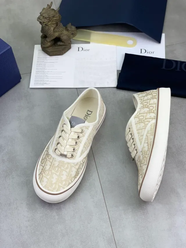 Dior B23 Beige Gold Monogrammed Canvas Platform Sole Lifestyle Sneakers 5