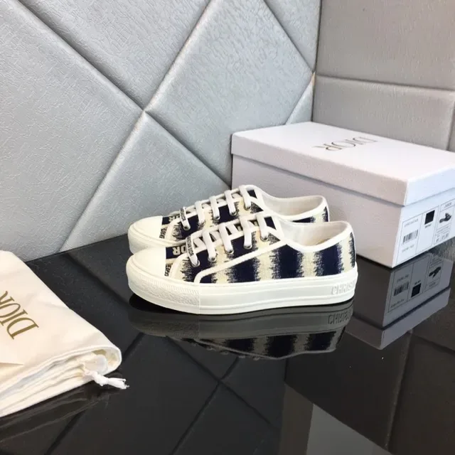 Dior B23 Navy Brushstroke Print Lifestyle Sneakers 2