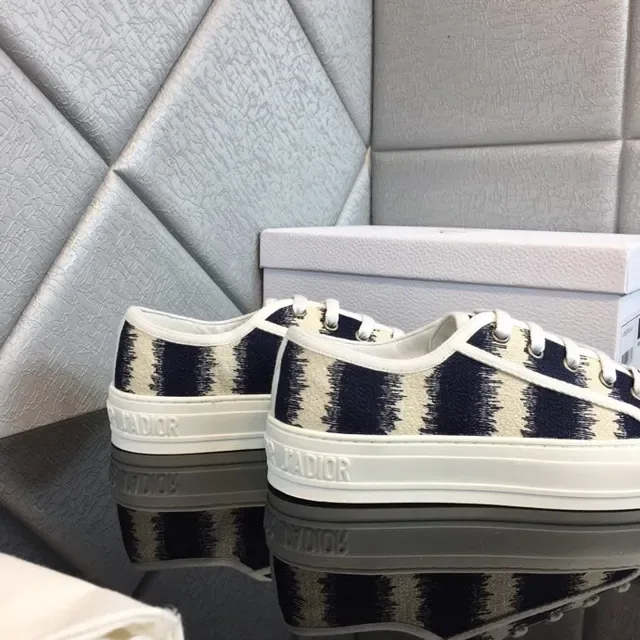 Dior B23 Navy Brushstroke Print Lifestyle Sneakers 3