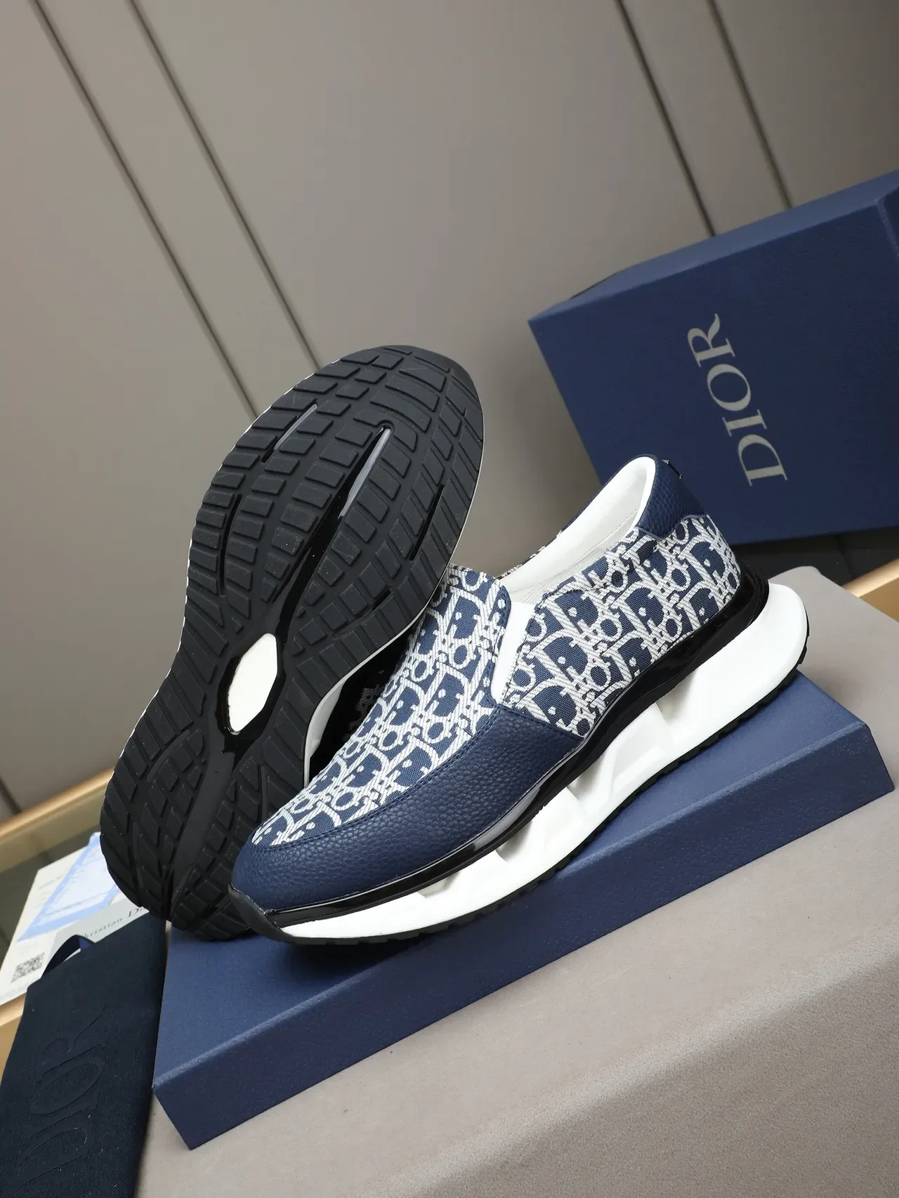 Dior B23 Navy Oblique Monogram Chaussures Lifestyle à Enfiler 4