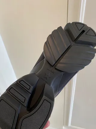 Dior B27 Black Chunky Sneakers 7