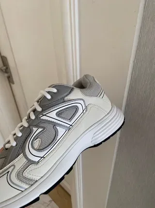 Dior B27 Off-White and Gray Lifestyle Sneakers 7