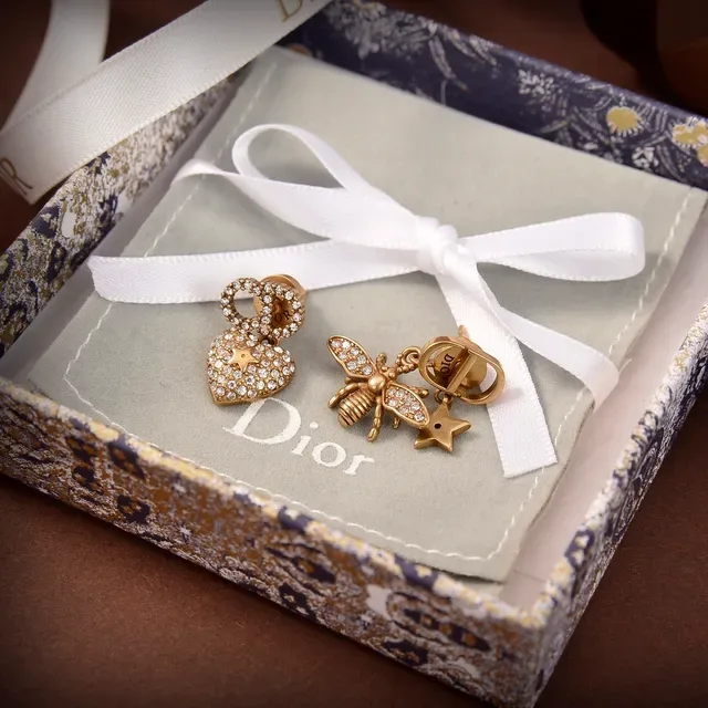 Dior Bee and Heart Star Pavé Crystal Asymmetrical Earrings 3
