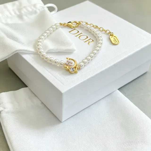 Dior Beige Gold Pearl Strand D-Charm Bracelet 3