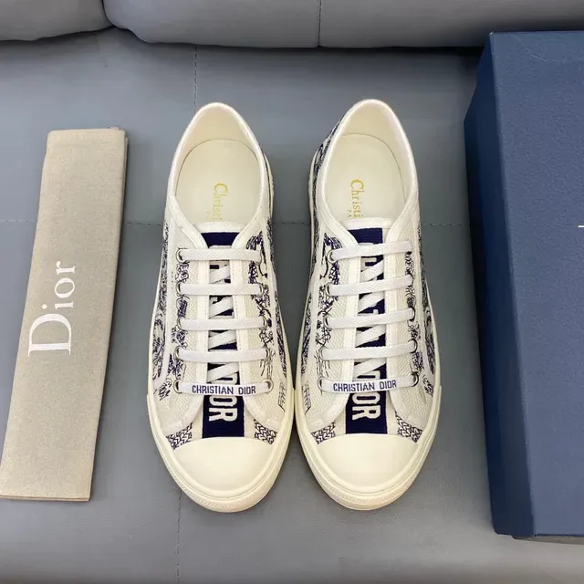 Dior Chaussures Beige Navy Canvas Haut Imprimé Toile de Jouy Lifestyle 2