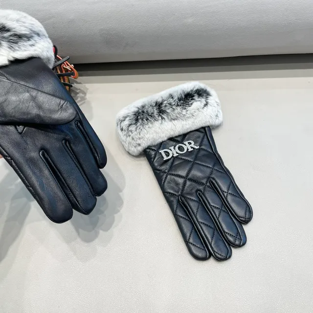 Dior Black White Quilted Diamond-Stitch Faux Fur Cuff Leather Gloves 5