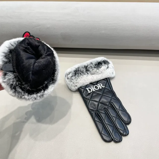 Dior Black White Quilted Diamond-Stitch Faux Fur Cuff Leather Gloves 6
