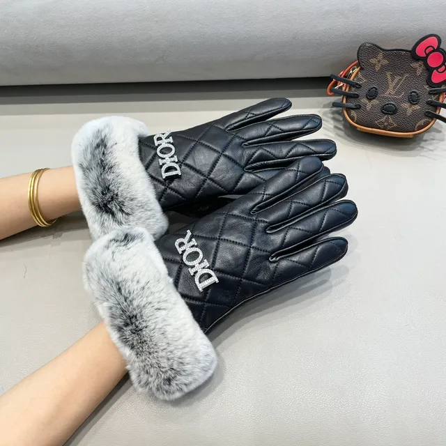 Dior Black White Quilted Diamond-Stitch Faux Fur Cuff Leather Gloves 8