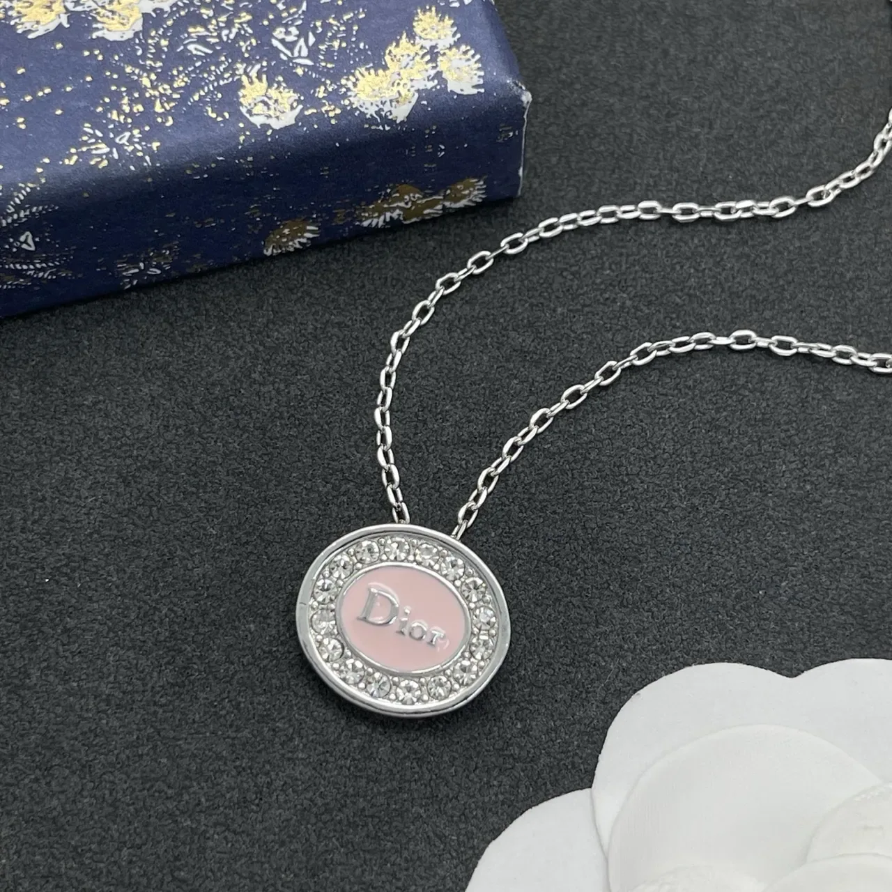 Dior Collier Circular Rose Émail Cristal 7
