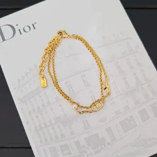 Dior Cadena Doble Perla y Logo CD Pulsera