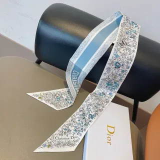 Dior 花卉植物印花真丝围巾