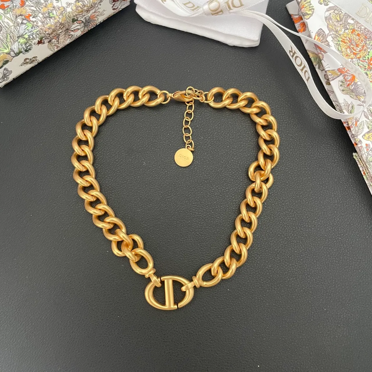 Dior Gold Chunky Curb Chain Metal Necklace 7