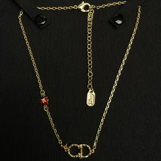 Dior गोल्ड रेड चेन इंटरलॉकिंग CD मोटिफ नेकलेस