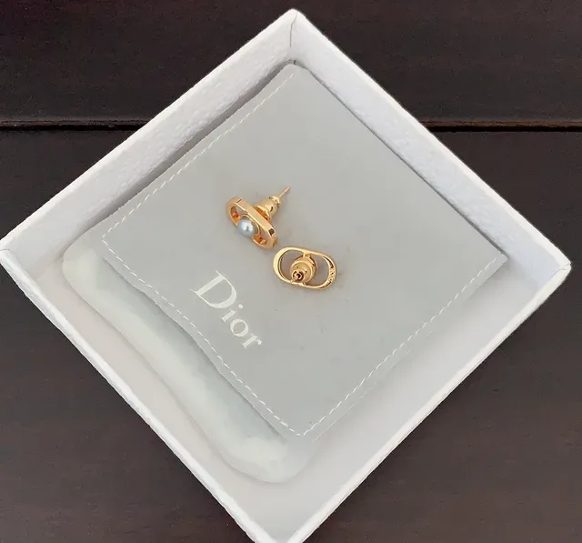 Dior Gold-Tone Oval Pearl Stud Earrings 2