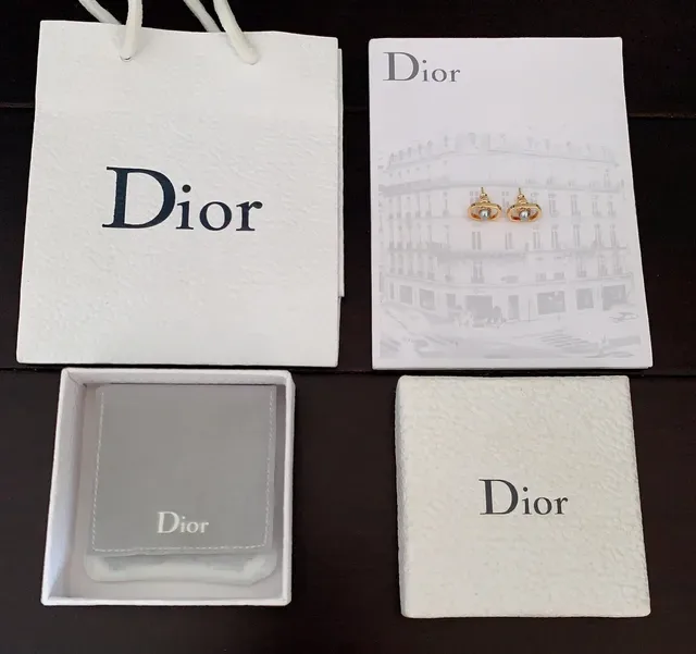 Dior Gold-Tone Oval Pearl Stud Earrings 4