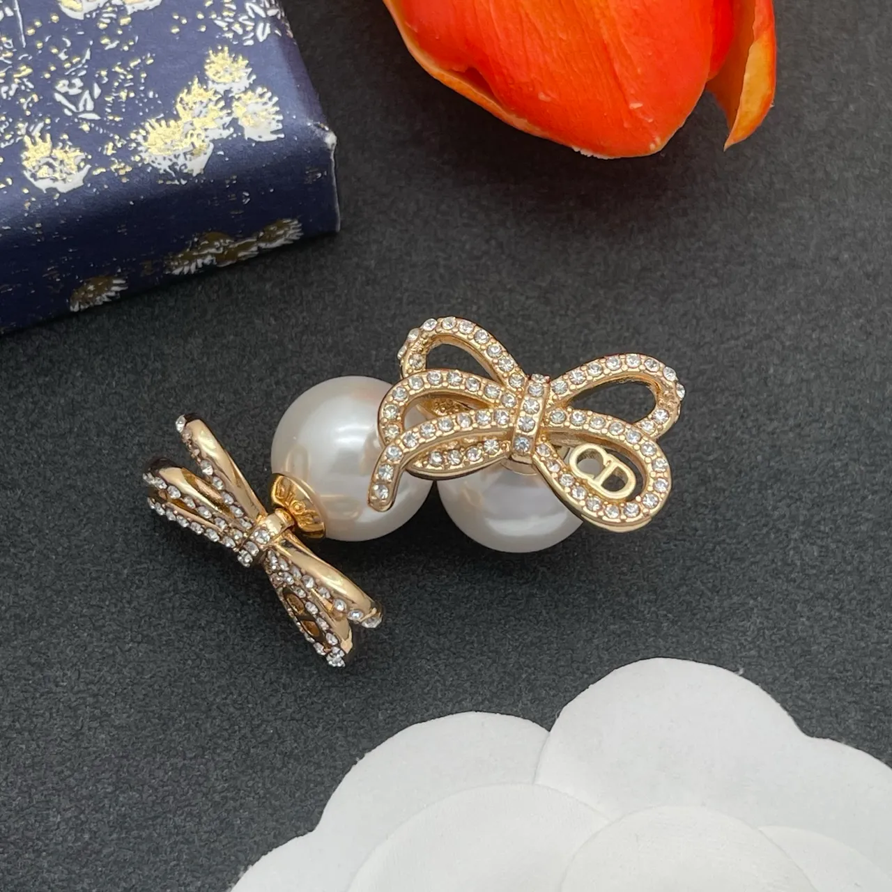 Dior Gold White Bow-Shaped Pearl-Back Earrings 7