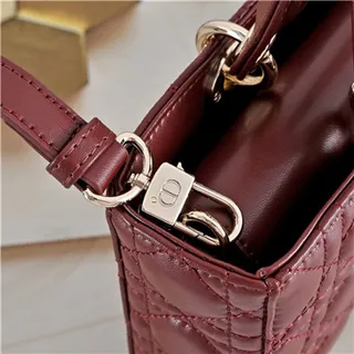 حقيبة توت Dior Lady Dior بورجوندي مقصوصة كاناج مقبض علوي 13