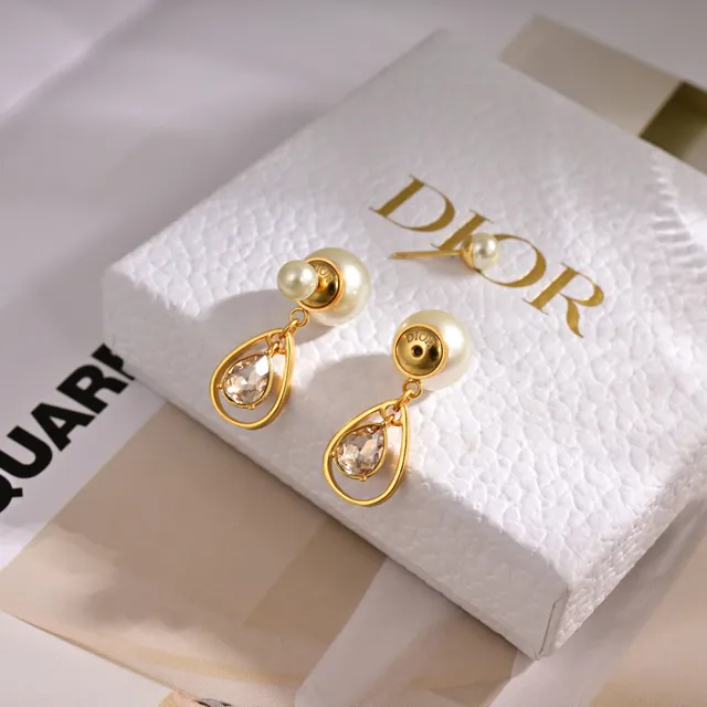 Dior Pearl and Crystal Teardrop Drop Earrings 3