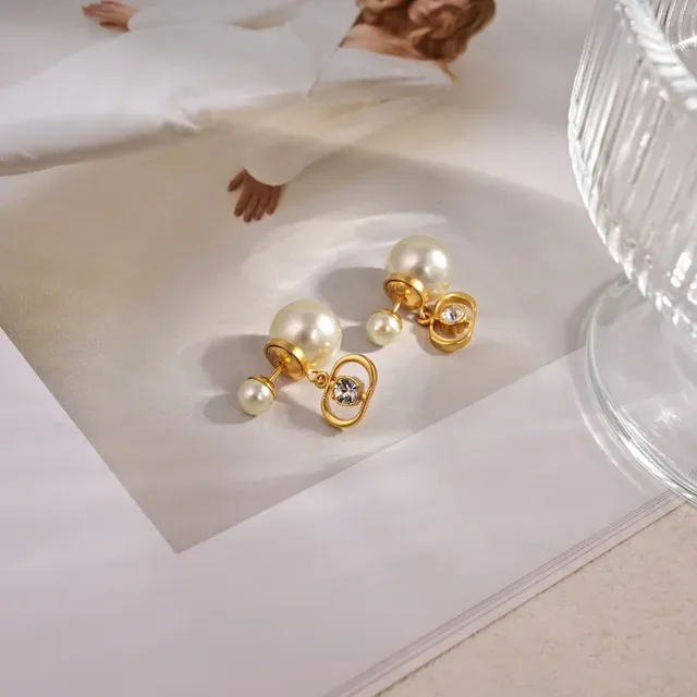 Dior Tribales brincos em tom dourado com pérola branca e cristal 4