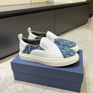 Dior sneakers lifestyle blanc marine cuir embossé slip-on