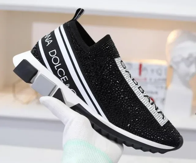 Dolce & Gabbana Speed Trainer Sneakers noires sans lacets ornées de cristaux style de vie 3