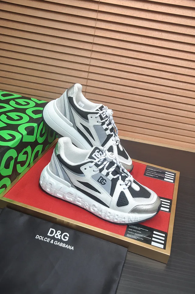 Dolce & Gabbana Blanc et Noir Semelle intermédiaire Embossé branding Chunky Sneakers 5