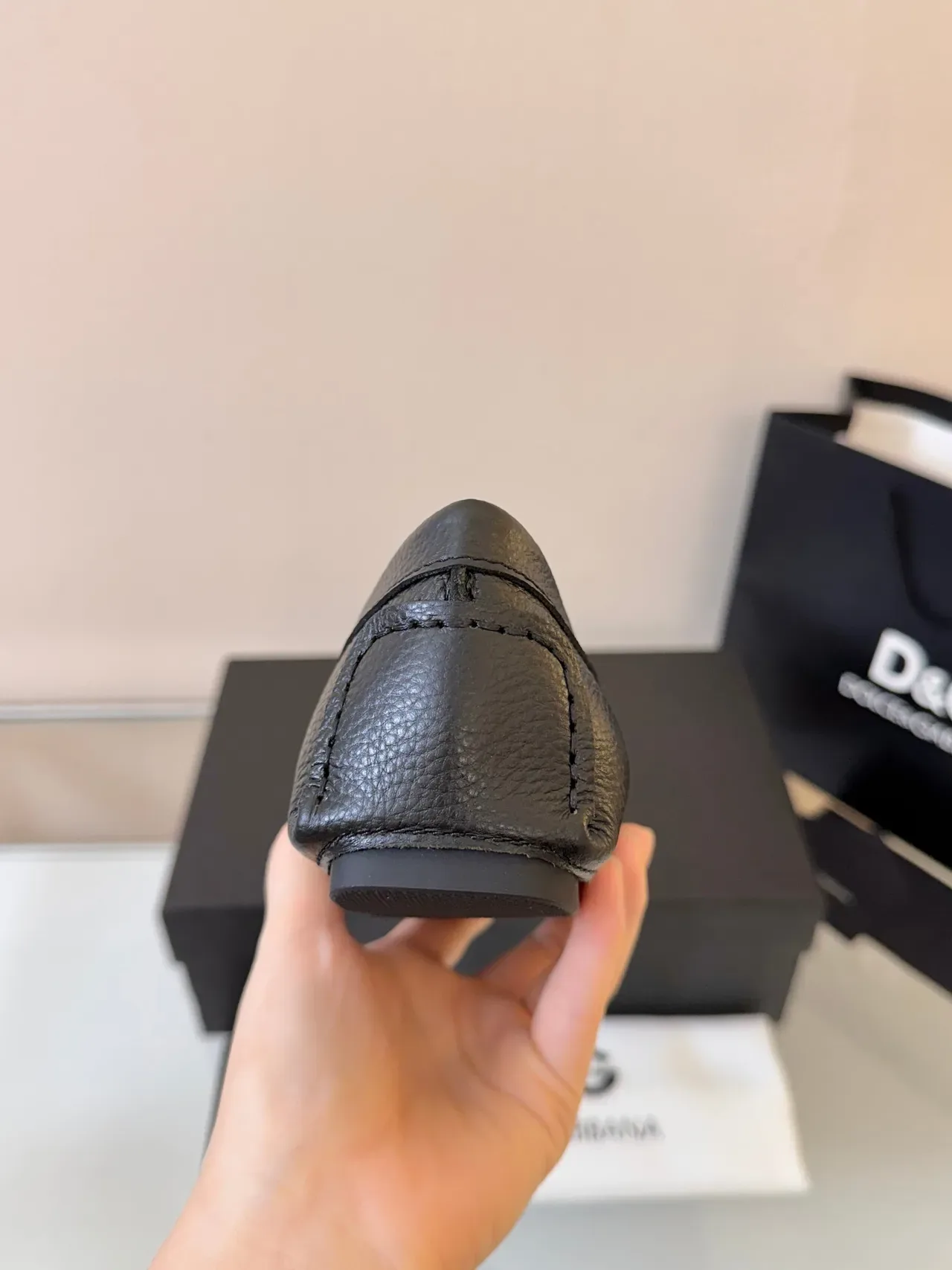 Dolce & Gabbana Logo Loafer Preto Laranja Couro Granulado Fivela Dourada 4