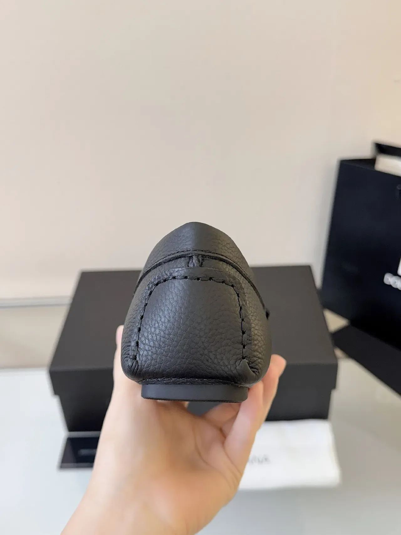 Mocassins Dolce & Gabbana Portofino de Couro Preto Granulado 4