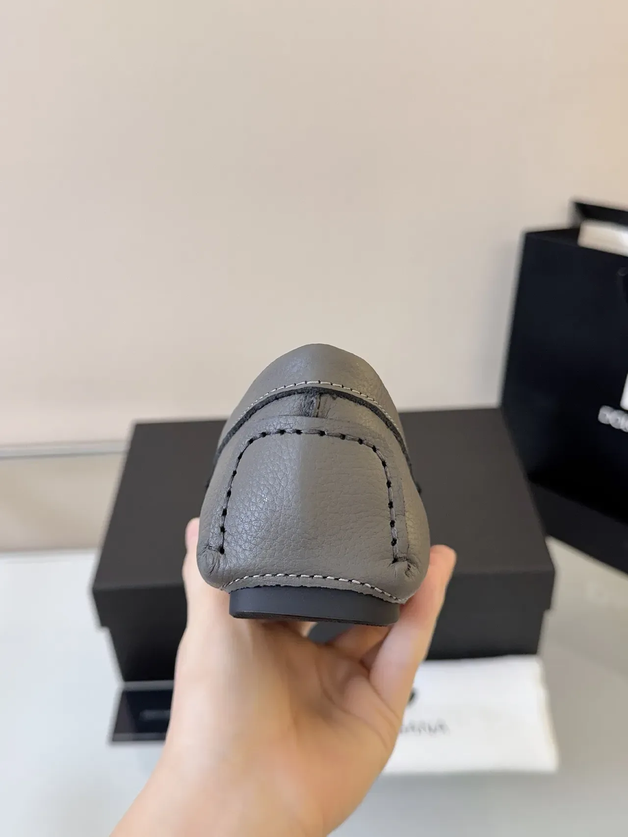 Dolce & Gabbana Portofino حذاء لوفر رمادي مونوغرام مطبوع 4