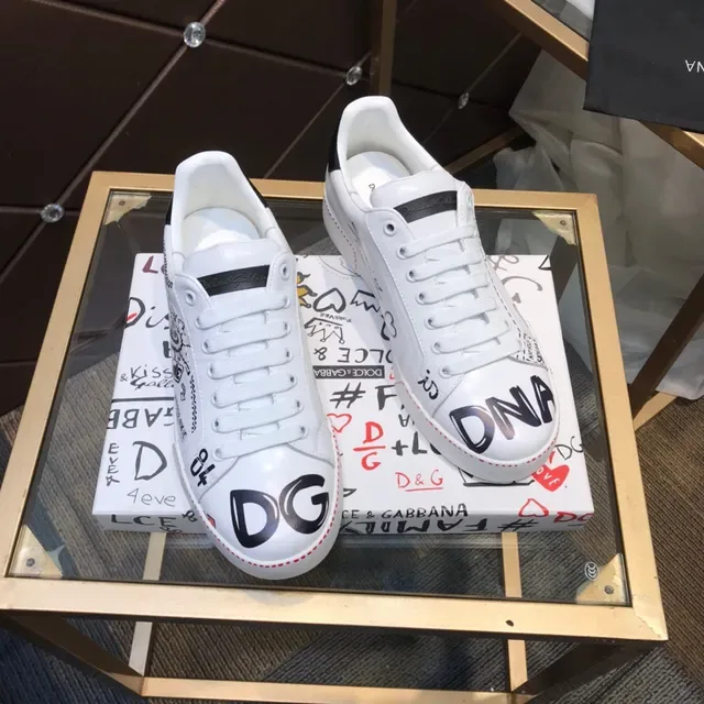 Dolce & Gabbana Sneakers lifestyle blanches noires imprimées graphiquement en cuir low-top lacets 7