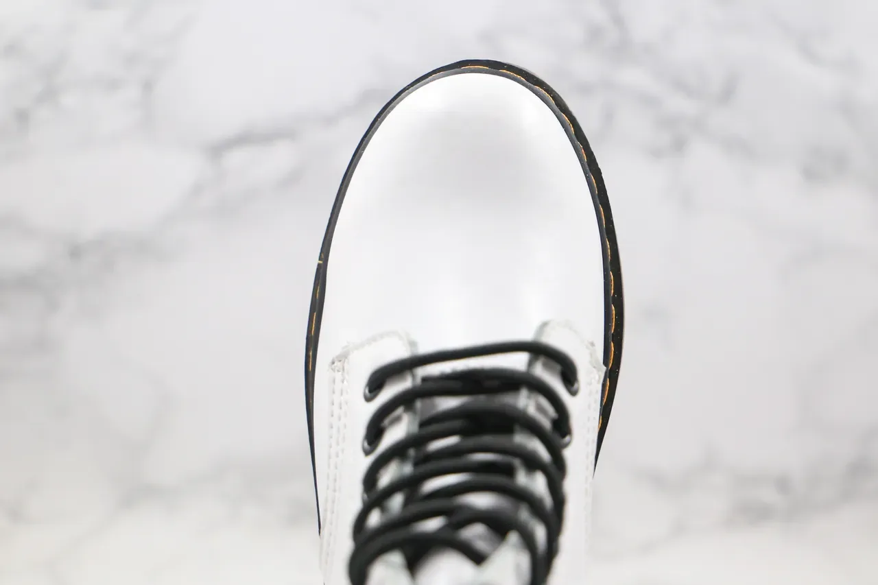 Dr. Martens 1460 White Smooth Leather 8-Eyelet Martin Boot 9