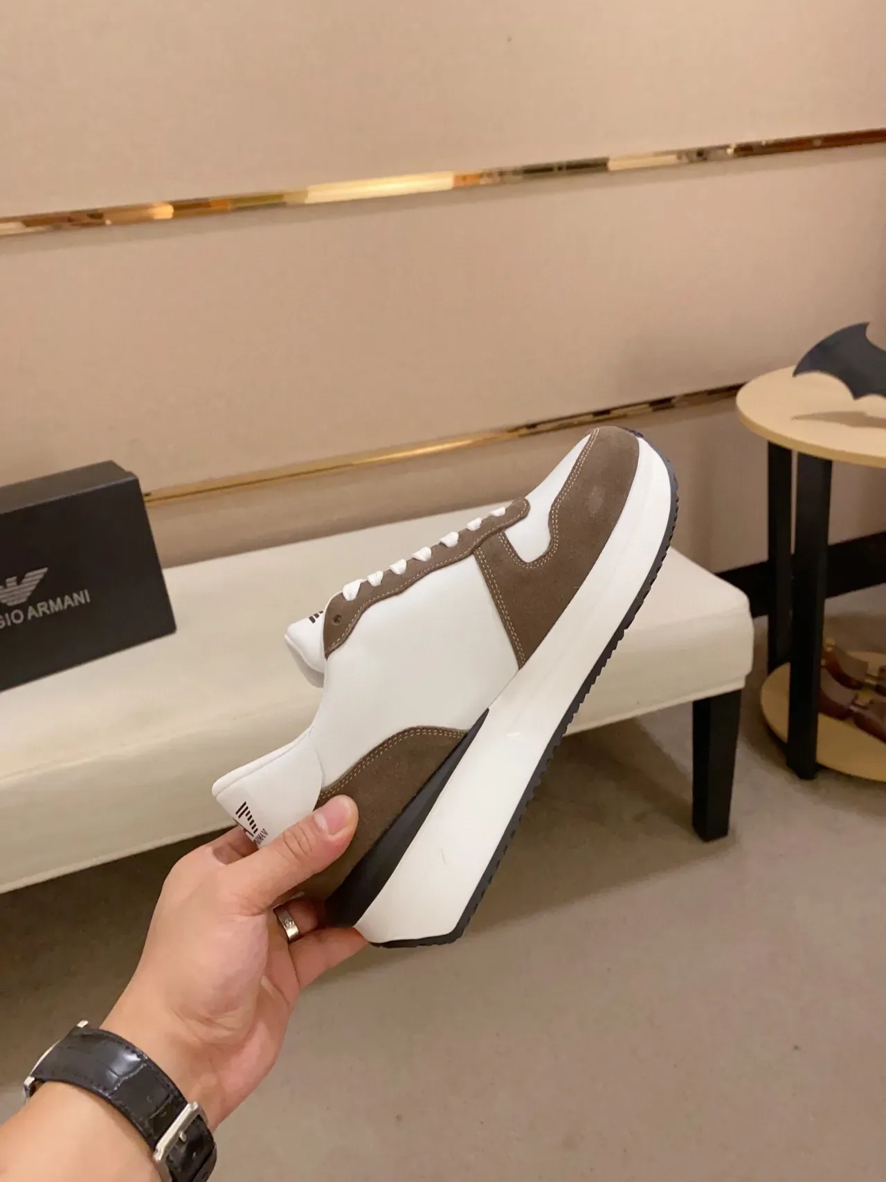 Emporio Armani Eagle Logo Sneakers Lifestyle Marron et Blanc 6