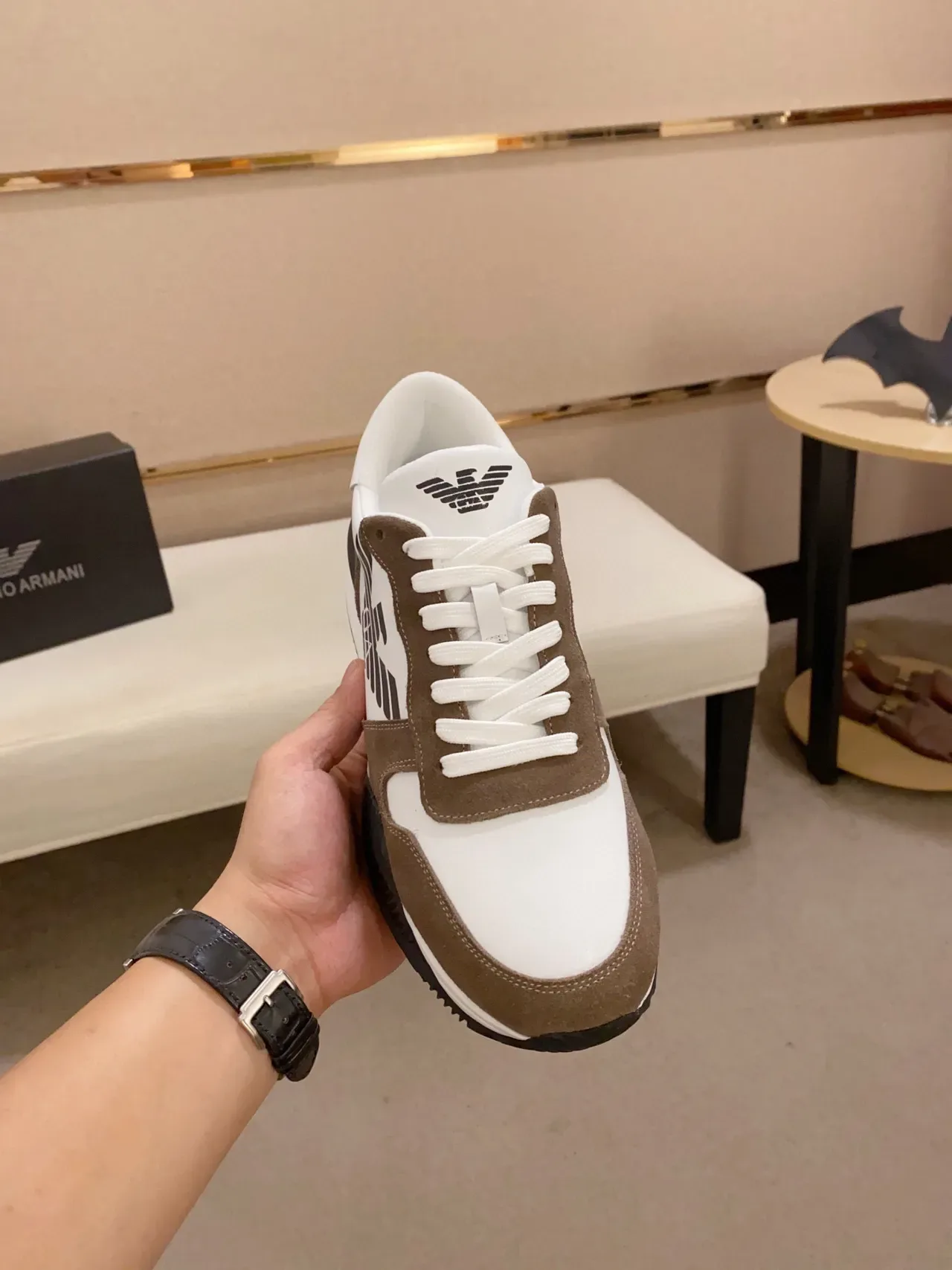 Emporio Armani Eagle Logo Sneakers Lifestyle Marron et Blanc 9