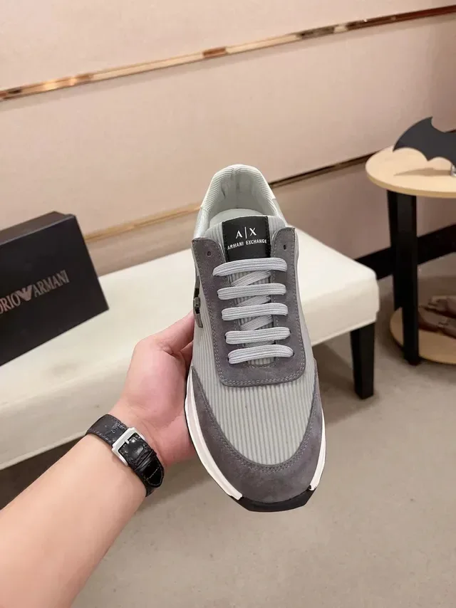 Emporio Armani Cinza Preto Tricô Acanalado Superior Camadas de Camurça Tênis Lifestyle 2